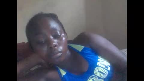 Snapshot of hornygal001 chatting on 12/10/24, 11:22 hornygal001 online show from 12/10/24, 11:22