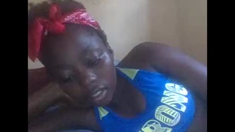 Snapshot of hornygal001 chatting on 12/14/24, 06:56 hornygal001 online show from 12/14/24, 06:56