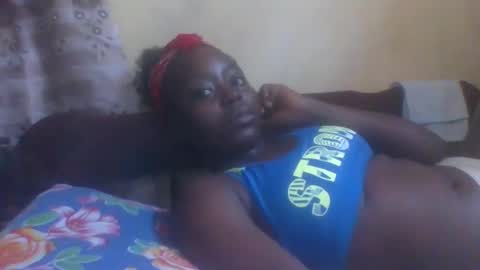 Snapshot of hornygal001 chatting on 12/20/24, 10:16 hornygal001 online show from 12/20/24, 10:16