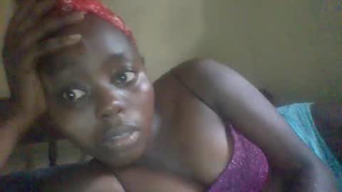 Snapshot of hornygal001 chatting on 12/21/24, 02:26 hornygal001 online show from 12/21/24, 02:26