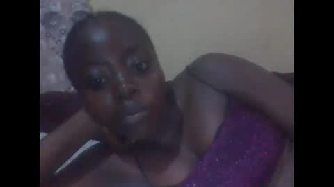 Snapshot of hornygal001 chatting on 01/06/25, 03:19 hornygal001 online show from 01/06/25, 03:19