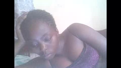 Snapshot of hornygal001 chatting on 02/04/25, 12:33 hornygal001 online show from 02/04/25, 12:33