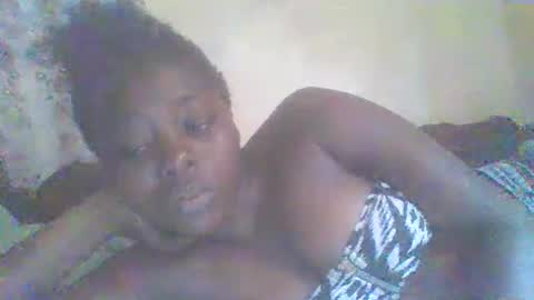 Snapshot of hornygal001 chatting on 02/13/25, 10:55 hornygal001 online show from 02/13/25, 10:55