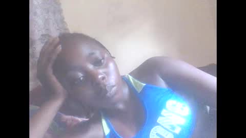 Snapshot of hornygal001 chatting on 02/21/25, 10:39 hornygal001 online show from 02/21/25, 10:39