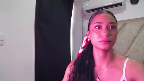 hornygirl_20000 online show from 11/21/25, 08:51