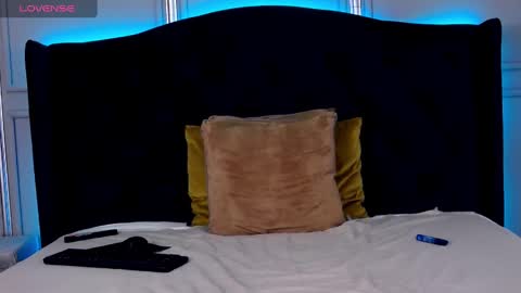 AshlineKatte online show from 02/17/25, 12:21