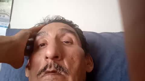 hornyguy_2019 online show from 05/24/26, 12:04