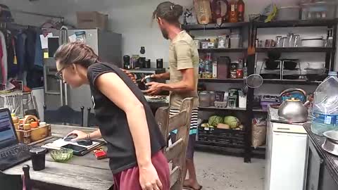 Nix  D online show from 11/15/25, 08:22