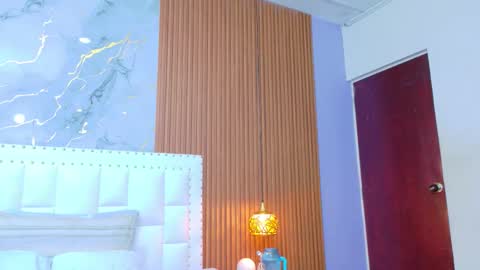 Natasha  online show from 10/25/25, 01:07