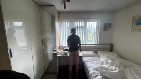 Hornylondon online show from 09/15/25, 10:26