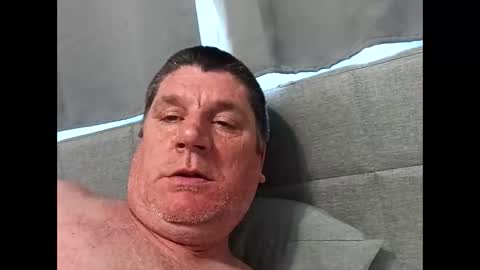 Snapshot of hornyman6942842 chatting on 12/17/25, 06:36 hornyman6942842 online show from 12/17/25, 06:36