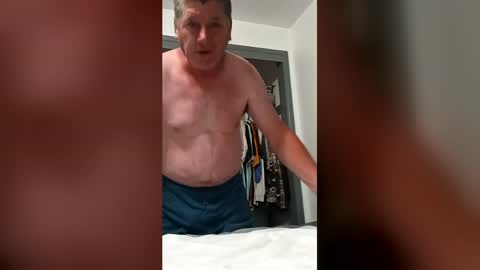 hornyman6942842 online show from 07/08/26, 11:09