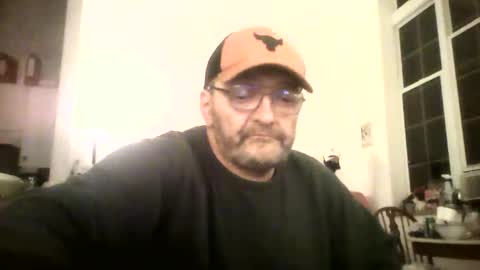 Snapshot of hornysiciliancock712446 chatting on 11/20/25, 03:39 Peter online show from 11/20/25, 03:39