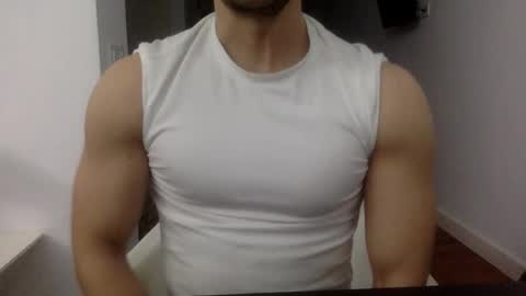 hornyspaniard93 online show from 04/08/26, 10:54