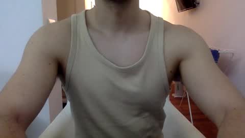 Snapshot of hornyspaniard93 chatting on 05/16/26, 12:04 hornyspaniard93 online show from 05/16/26, 12:04