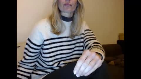 Hornyssima online show from 01/02/25, 05:50
