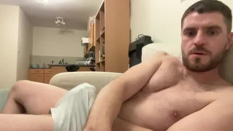 Snapshot of hornytom27 chatting on 02/20/26, 08:09 Horny247 online show from 02/20/26, 08:09