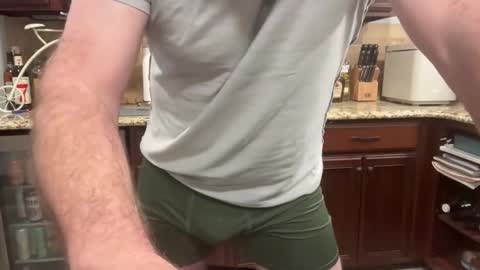 Snapshot of hornyusa13 chatting on 03/04/26, 01:17 hornyusa13 online show from 03/04/26, 01:17