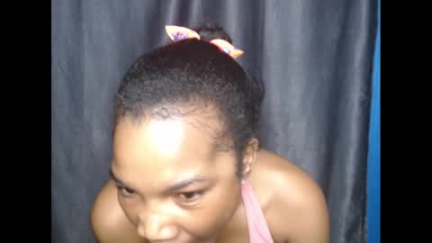 Snapshot of hornyxbum chatting on 12/11/24, 03:35 hornyxbum online show from 12/11/24, 03:35