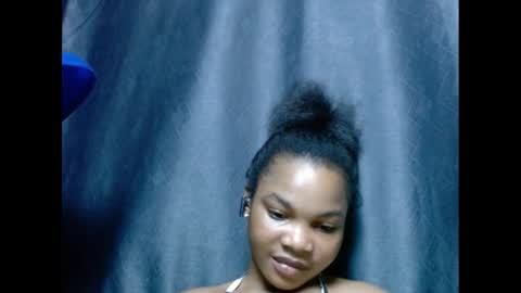 Snapshot of hornyxbum chatting on 12/14/24, 04:01 hornyxbum online show from 12/14/24, 04:01