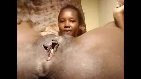 Its Cora online show from 01/11/25, 11:02