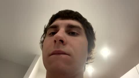 Snapshot of hornyyorck chatting on 12/10/24, 11:30 Robert online show from 12/10/24, 11:30