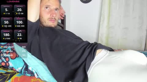 horse_man2 online show from 11/24/25, 02:33