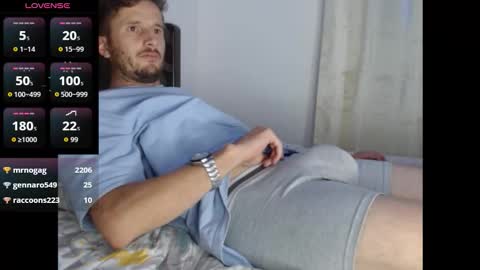 horse_man2 online show from 02/02/26, 12:42