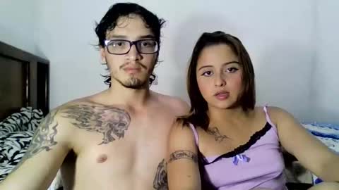 Snapshot of hot2playxxx chatting on 09/22/25, 02:02 hot2playxxx online show from 09/22/25, 02:02