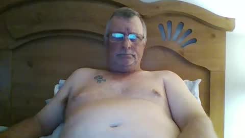 Snapshot of hot4tightholes chatting on 02/21/26, 03:07 hot4tightholes online show from 02/21/26, 03:07