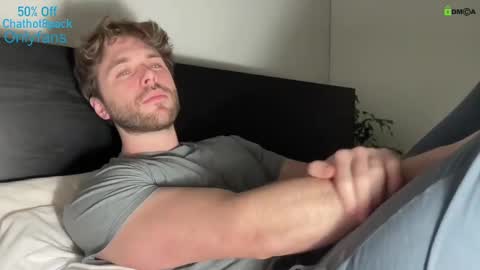 Snapshot of hot8pack01 chatting on 01/20/25, 10:59 Edward aka Wolf online show from 01/20/25, 10:59