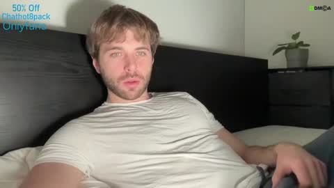 Snapshot of hot8pack01 chatting on 01/29/25, 11:04 Edward aka Wolf online show from 01/29/25, 11:04