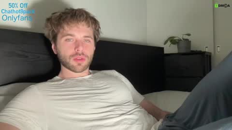 Snapshot of hot8pack01 chatting on 01/31/25, 09:37 Edward aka Wolf online show from 01/31/25, 09:37