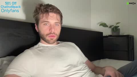 Snapshot of hot8pack01 chatting on 03/12/25, 01:58 Edward aka Wolf online show from 03/12/25, 01:58