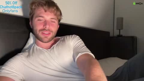 Snapshot of hot8pack01 chatting on 10/14/25, 09:15 Edward aka Wolf online show from 10/14/25, 09:15