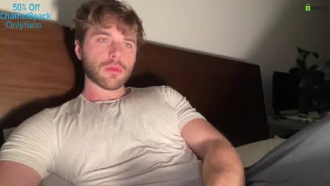 Edward aka Wolf online show from 12/22/25, 04:20