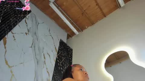 Snapshot of hot__genesis chatting on 05/04/26, 01:18 hot__genesis online show from 05/04/26, 01:18