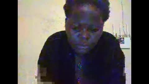 Snapshot of hot_alynn chatting on 09/14/25, 07:35 ALLYN online show from 09/14/25, 07:35