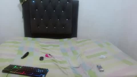 Private open online show from 02/13/25, 02:56