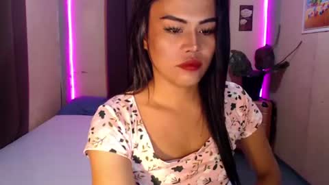 Snapshot of hot_babe0802 chatting on 07/22/26, 03:15 HANNA online show from 07/22/26, 03:15