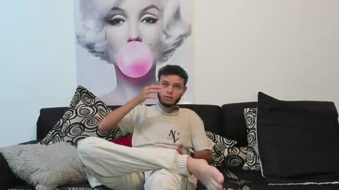 hot bad boy69 online show from 10/15/25, 08:31