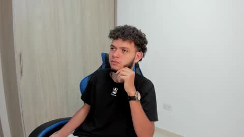 hot bad boy69 online show from 02/25/26, 06:17