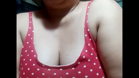 Snapshot of hot_boobs21 chatting on 03/02/25, 11:50 hot_boobs21 online show from 03/02/25, 11:50