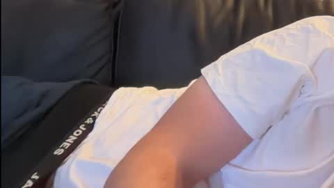 Snapshot of hot_boy_dutch chatting on 10/28/25, 08:22 hot_boy_dutch online show from 10/28/25, 08:22