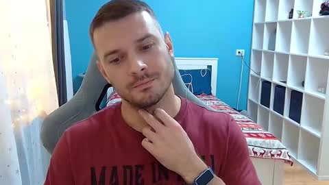 hot_cap_77 online show from 12/14/25, 03:28