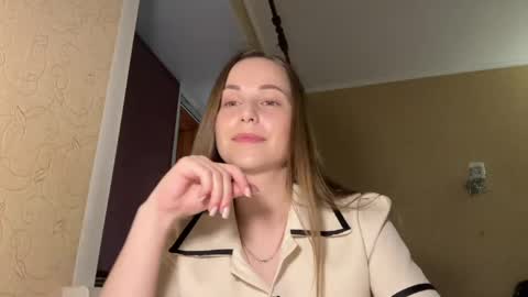 hot_chance_ online show from 05/20/26, 02:45