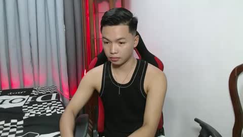 chan chan online show from 11/10/25, 01:48