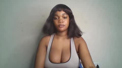 Snapshot of hot_choccoolate chatting on 07/18/26, 10:46 Zarah online show from 07/18/26, 10:46