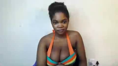 Snapshot of hot_choccoolate chatting on 08/02/26, 01:42 Zarah online show from 08/02/26, 01:42
