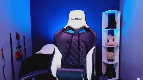 hot chocolate 4u online show from 11/04/25, 12:15